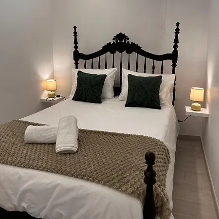 Casa Maria Olimpia * Nazaré
